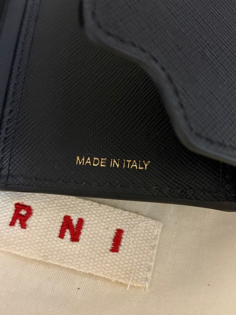 MARNI 三つ折り財布 ブラック