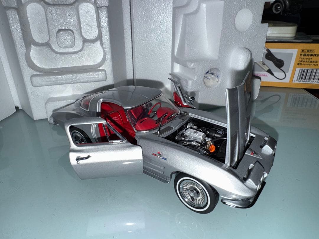 フランクリンミント 1/24 1963 コルベット 赤内装 ダイキャスト