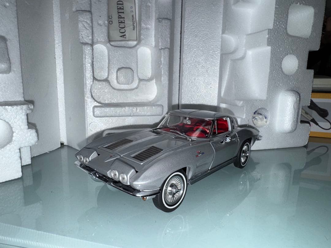 フランクリンミント 1/24 1963 コルベット 赤内装 ダイキャスト