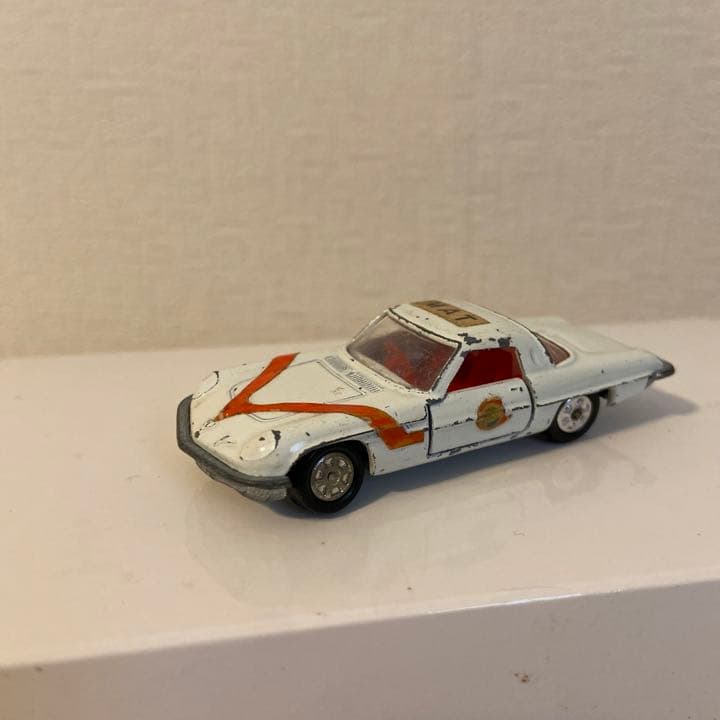 tomica COSMO SPORT 帰ってきたウルトラマン マットビハイクル