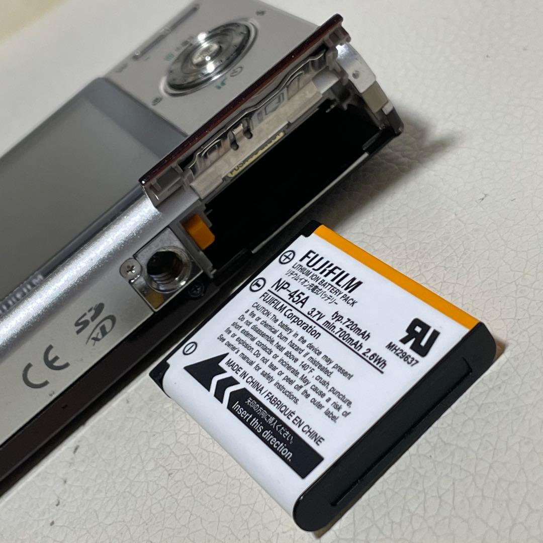 富士フイルム FinePix Z100fd デジカメ コンパクトデジタルカメラ