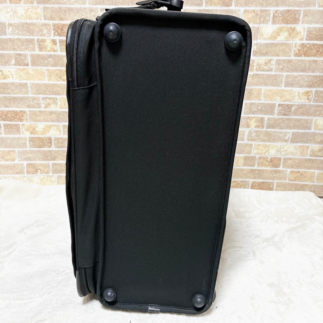 TUMI トゥミ　ブラック ナイロン キャリーケース 中型