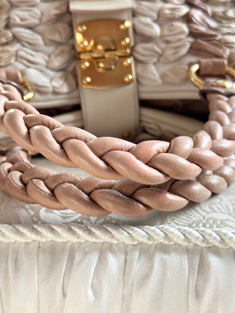 miumiu マトラッセ 2way バッグ カゴバッグ 本革ショルダーバッグ