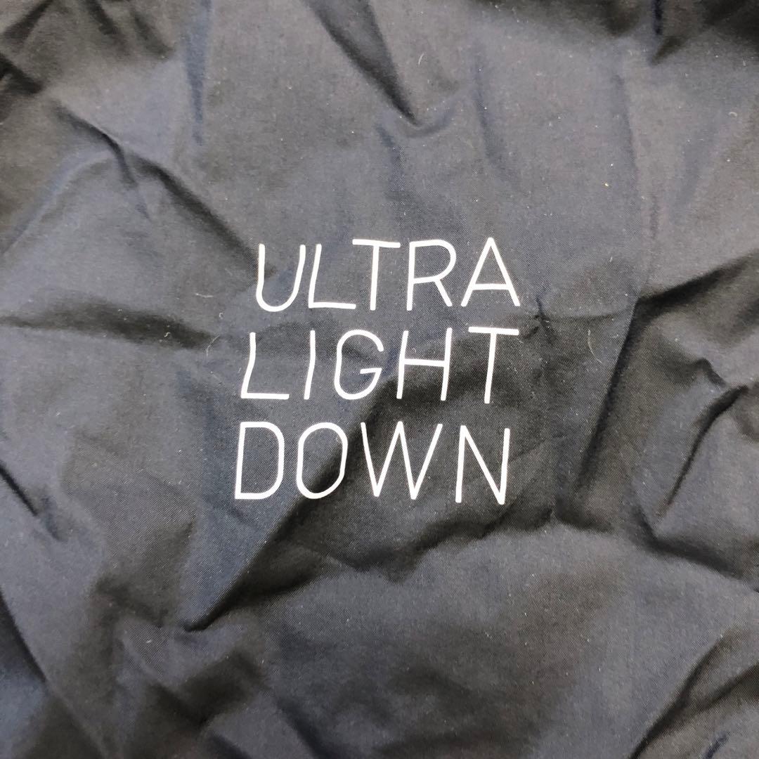 UNIQLOユニクロウルトラライトダウン収納袋　ジャケットサイズ