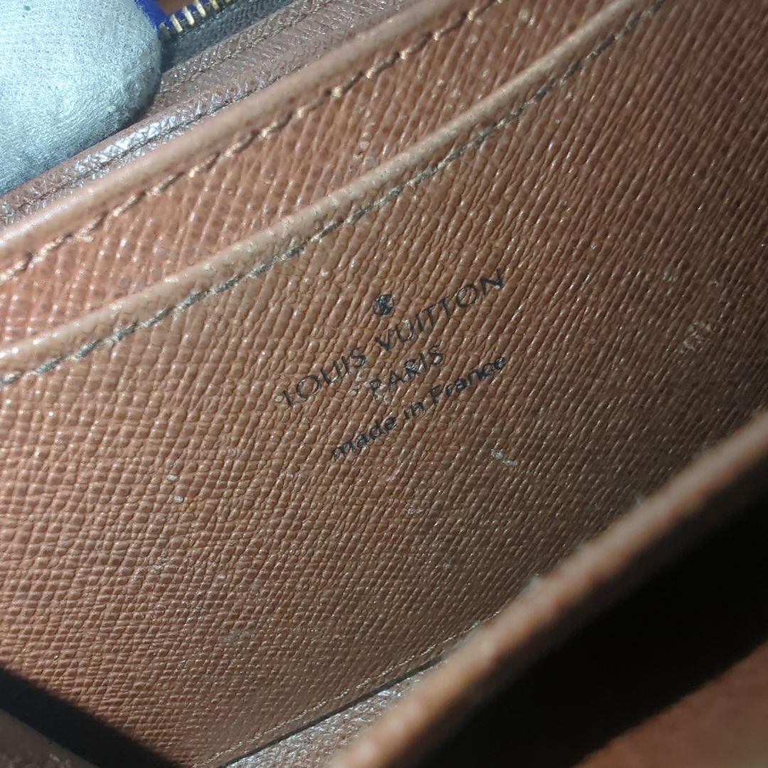 LOUISVUITTON ルイヴィトン モノグラム ケース パース ジップ