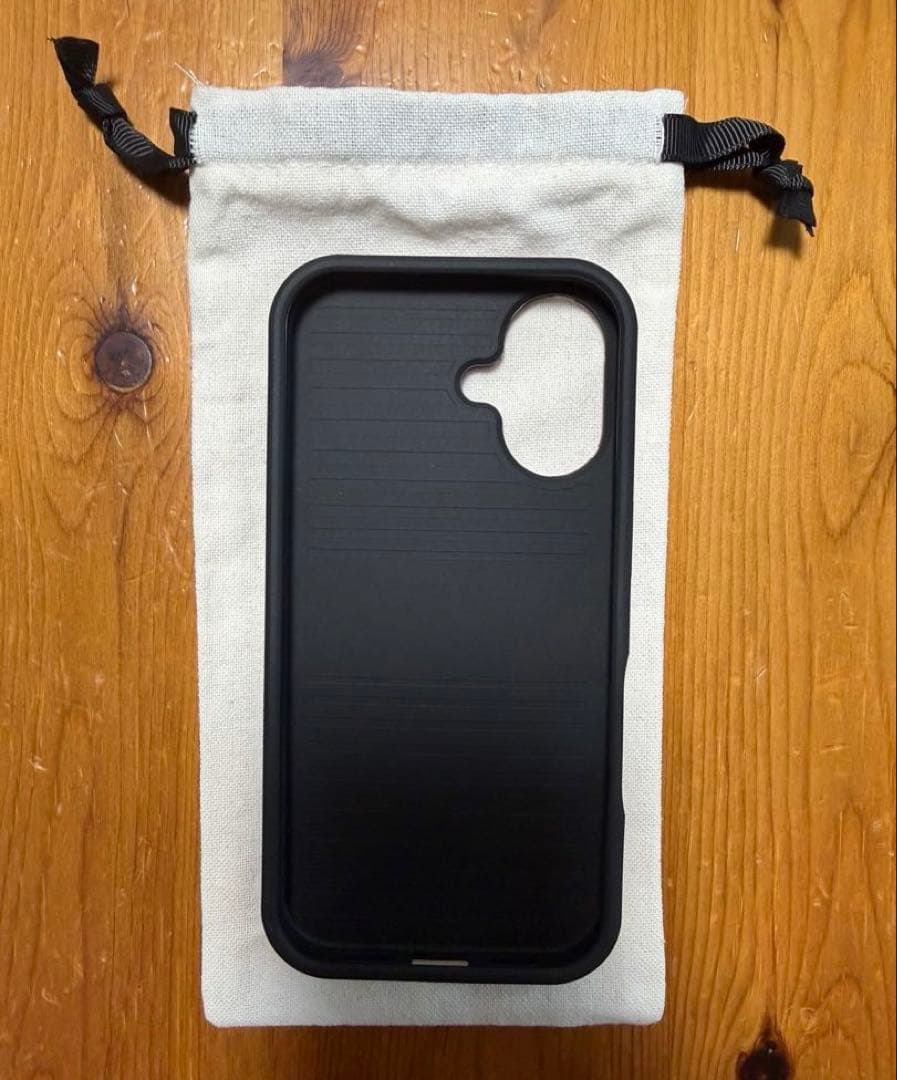 【新品】[BURGA] iPhone16 ケース Tease Me