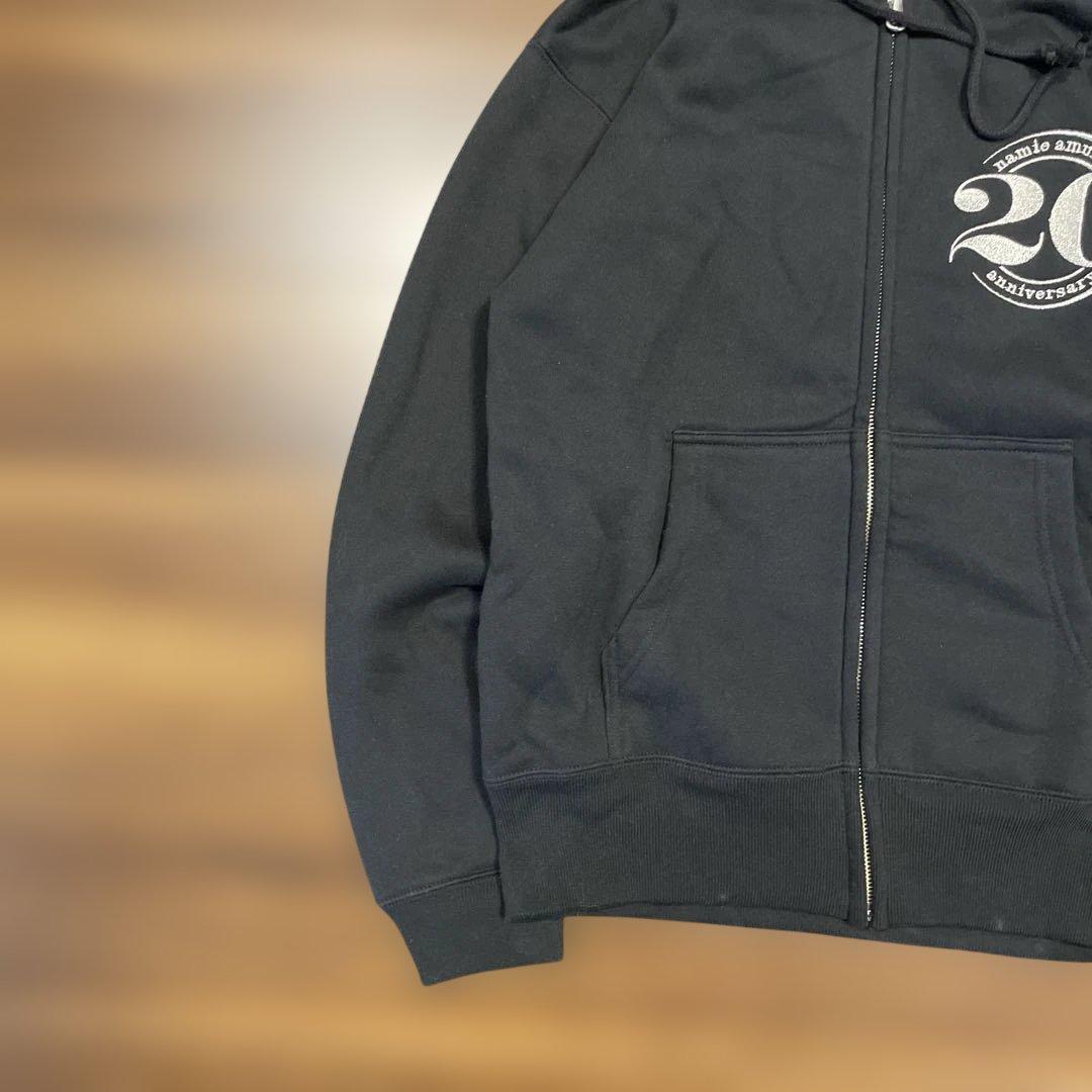 【希少】安室奈美恵　2012ツアー　20周年記念　スタッフパーカー　Sサイズ