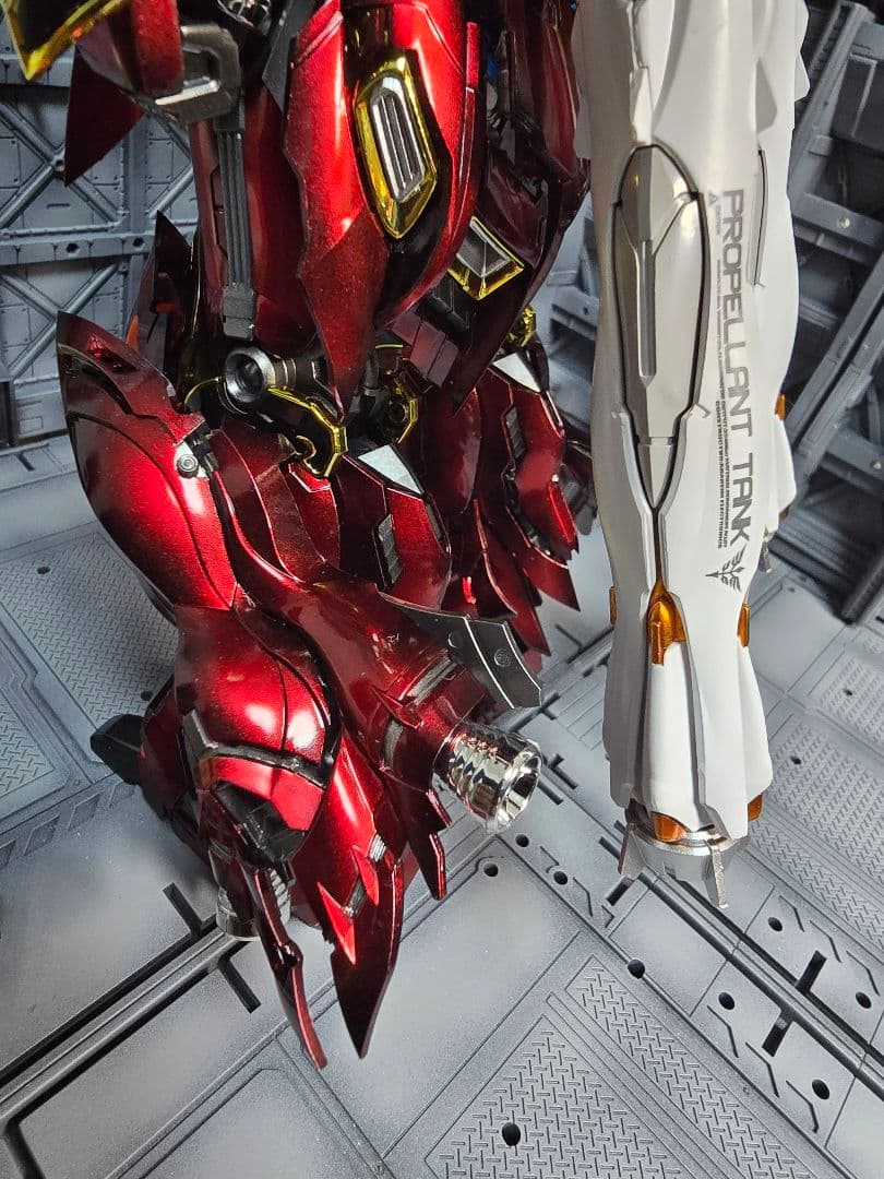 MGシナンジュ風　プラモデル全塗装