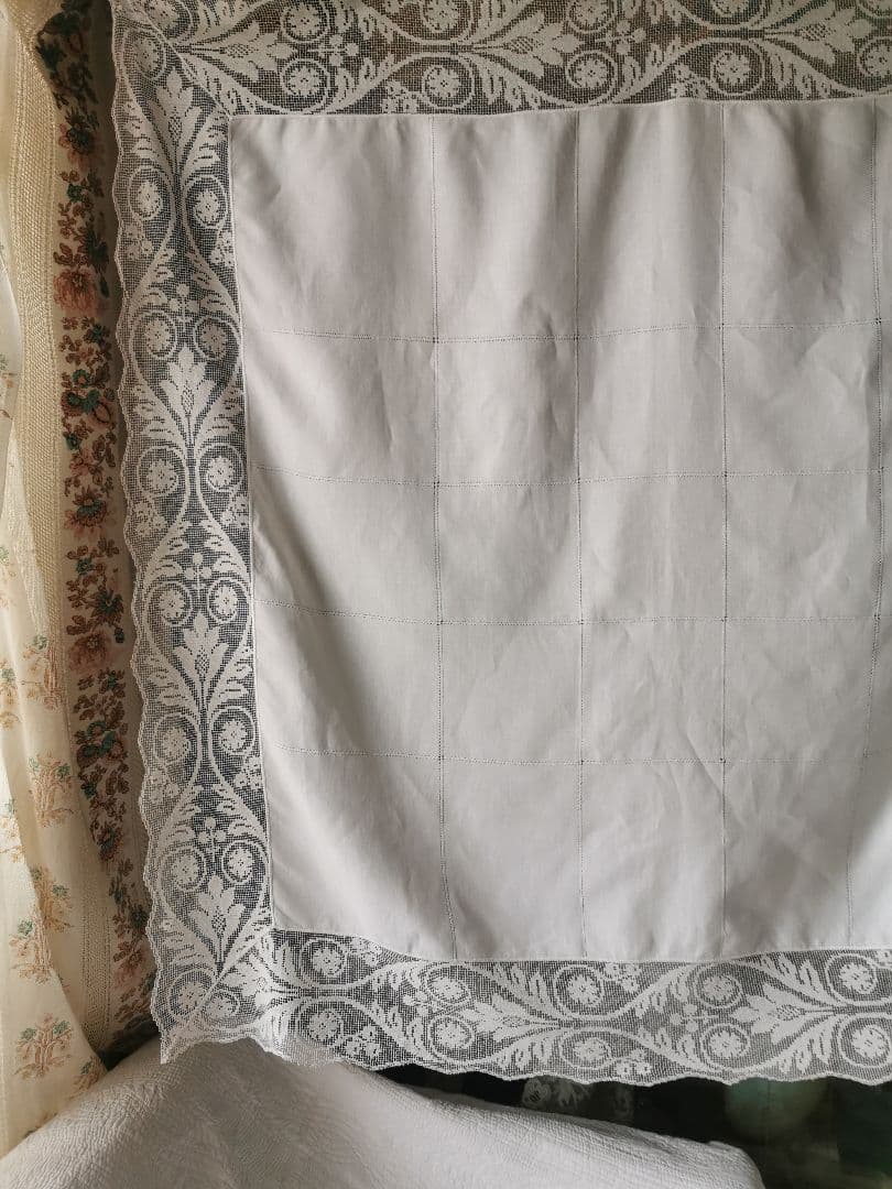 アンティーク 滑らかな細番手リネン フィレレース＆格子ドローンワーク 刺繍クロス