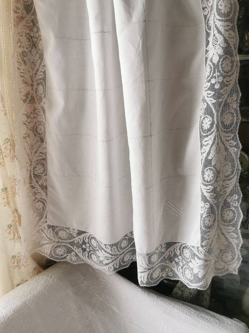 アンティーク 滑らかな細番手リネン フィレレース＆格子ドローンワーク 刺繍クロス