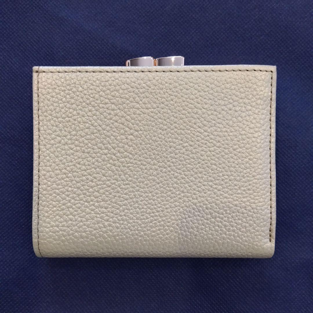 皇居　菊の御紋　 二つ折り財布　シャンパンゴールド