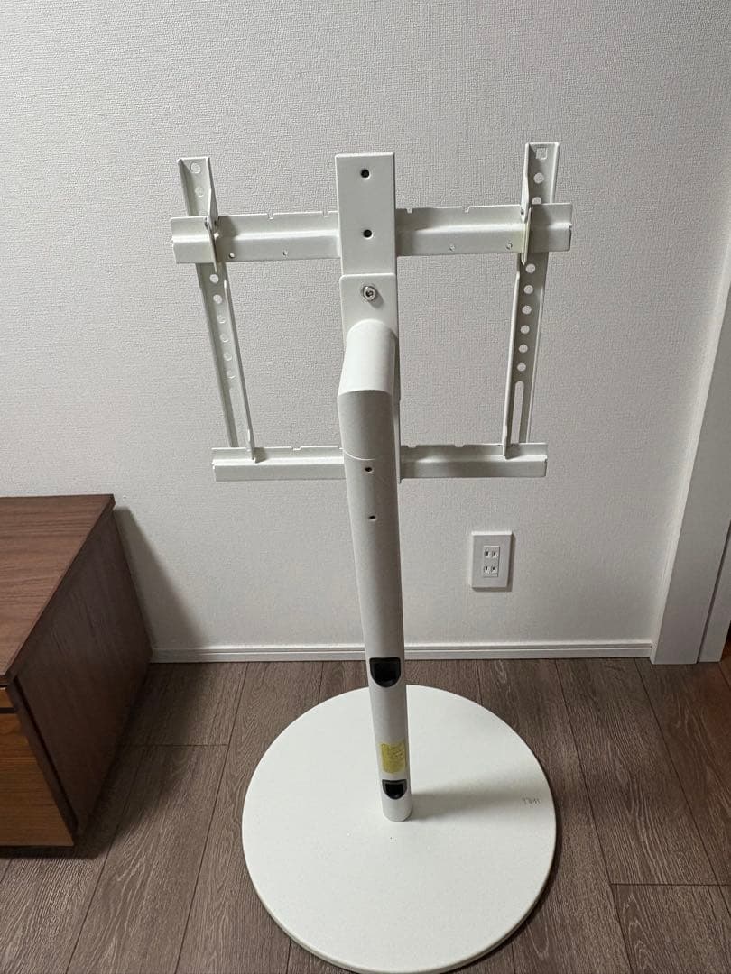 ※値下げ_WALL テレビスタンド　サテンホワイト_キャスター付き