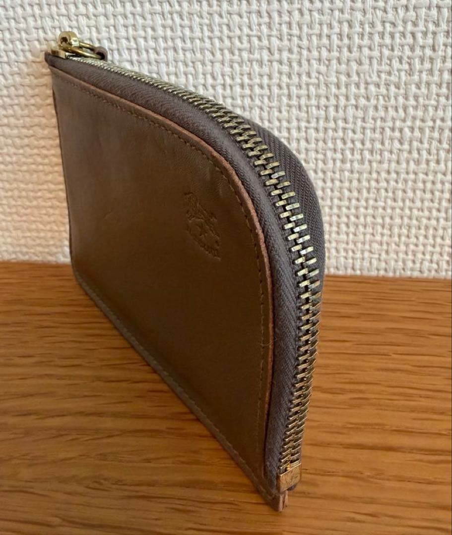 IL BISONTE イルビゾンテ　L字ファスナーケース　グレージュ