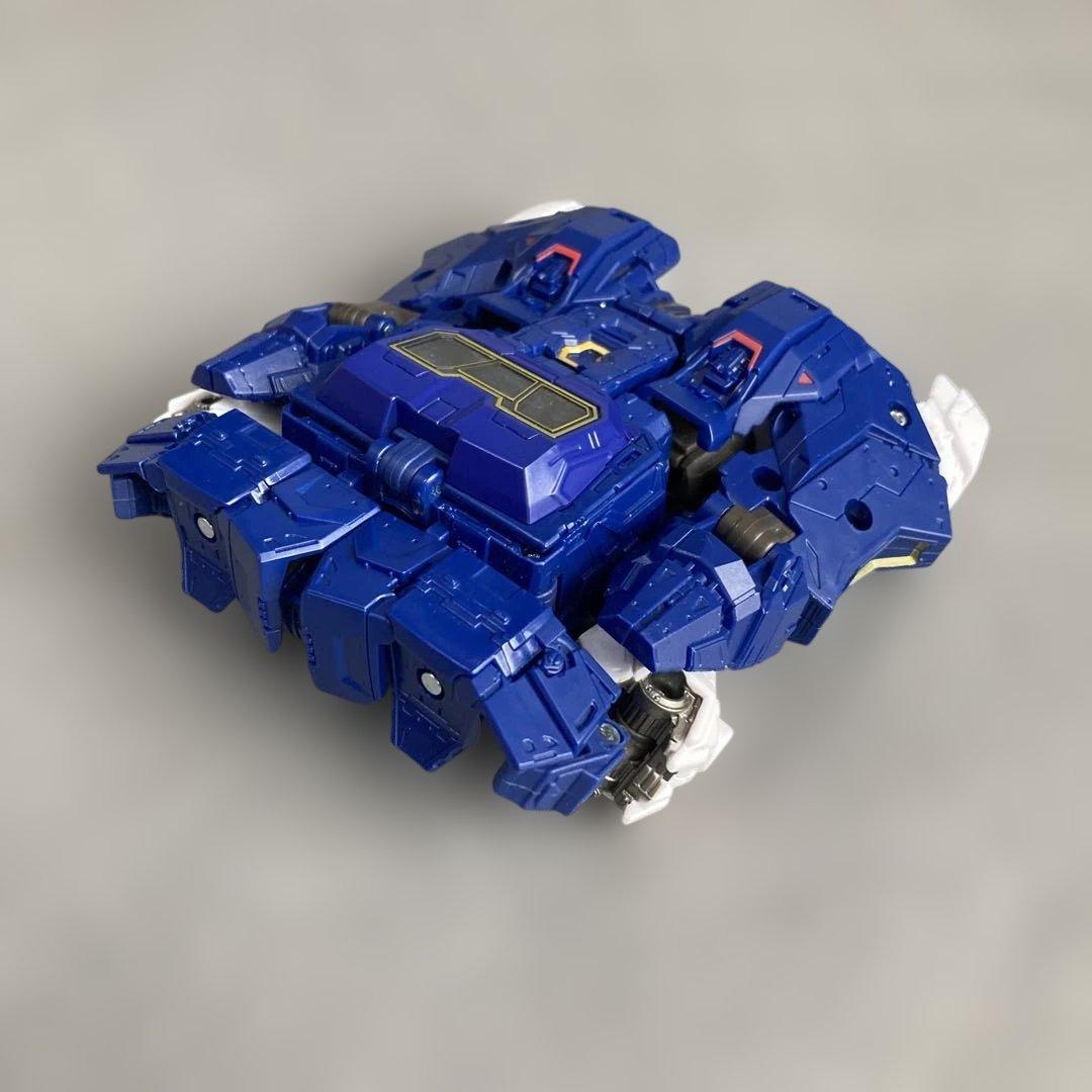 サウンドウェーブ　トランスフォーマー　スタジオシリーズ　劇場版バンブルビー