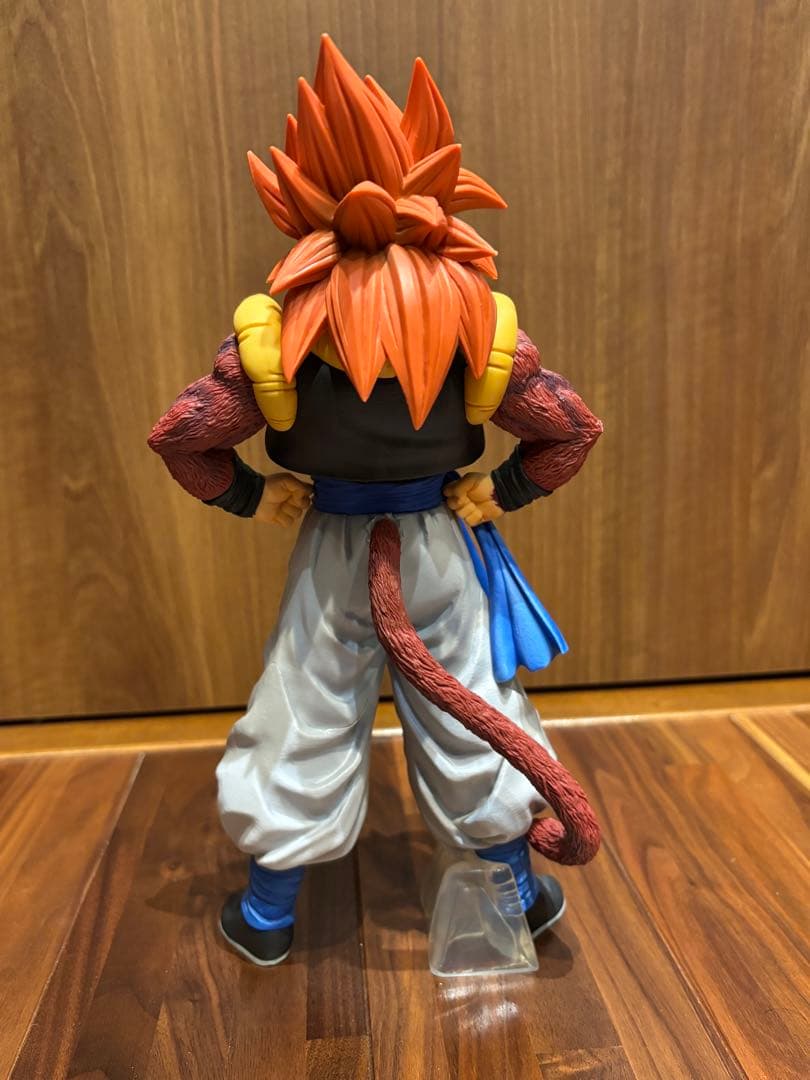 ドラゴンボールフィギュア　一番くじ　グレイテストサイヤン　超サイヤ人4