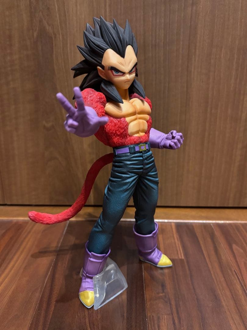 ドラゴンボールフィギュア　一番くじ　グレイテストサイヤン　超サイヤ人4