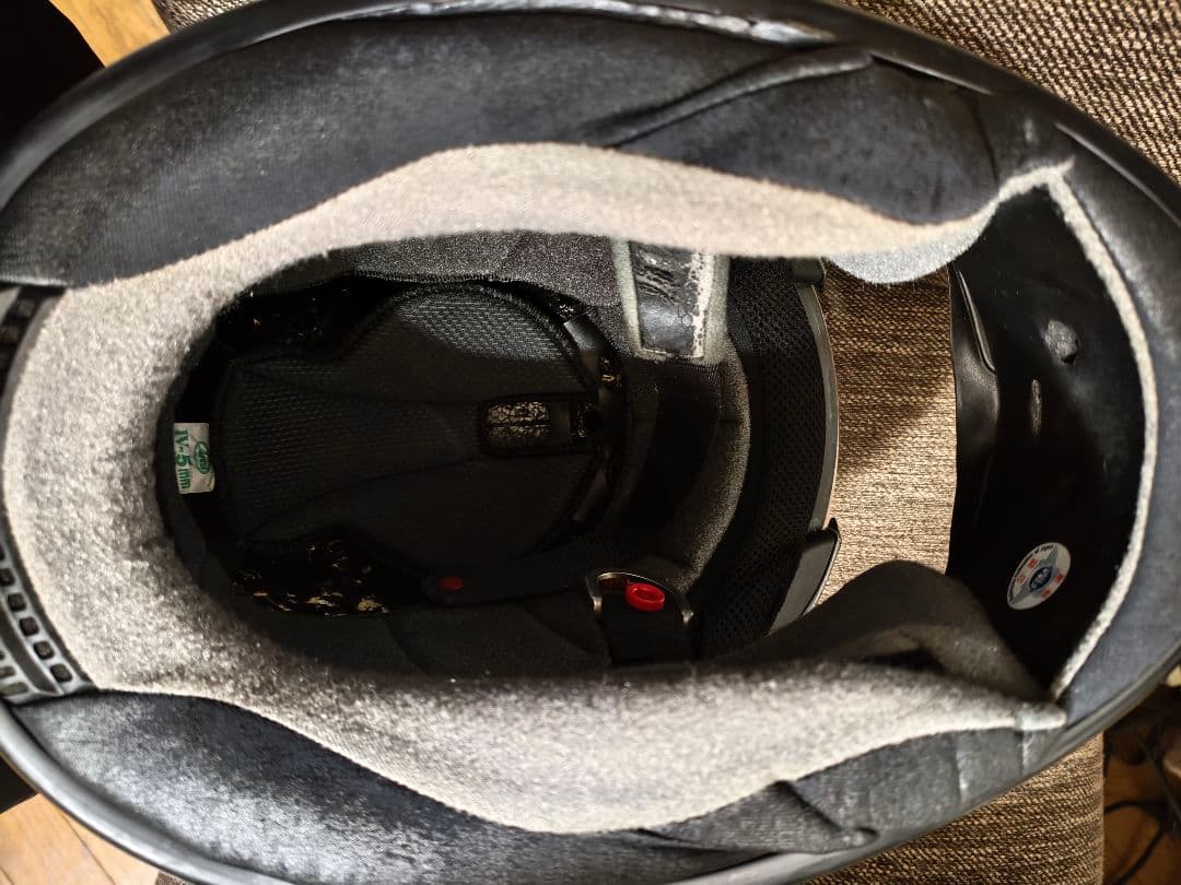 【Arai 】アライ　クワンタム-Ｊ　フルフェイスヘルメット マットブラック