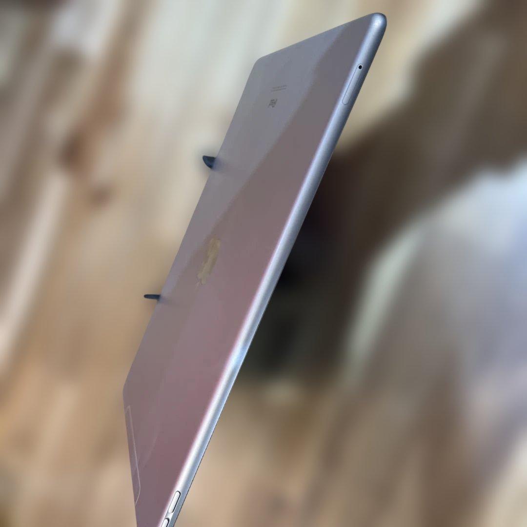 C761 SIMフリー iPad Air 3rd Gen 64GB