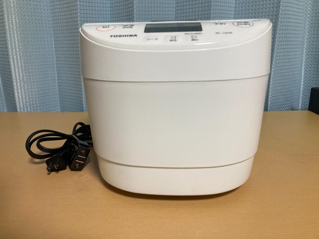 ★美品★２3年製TOSHIBA RC-10HR IH炊飯ジャー炊飯器5.5合炊き