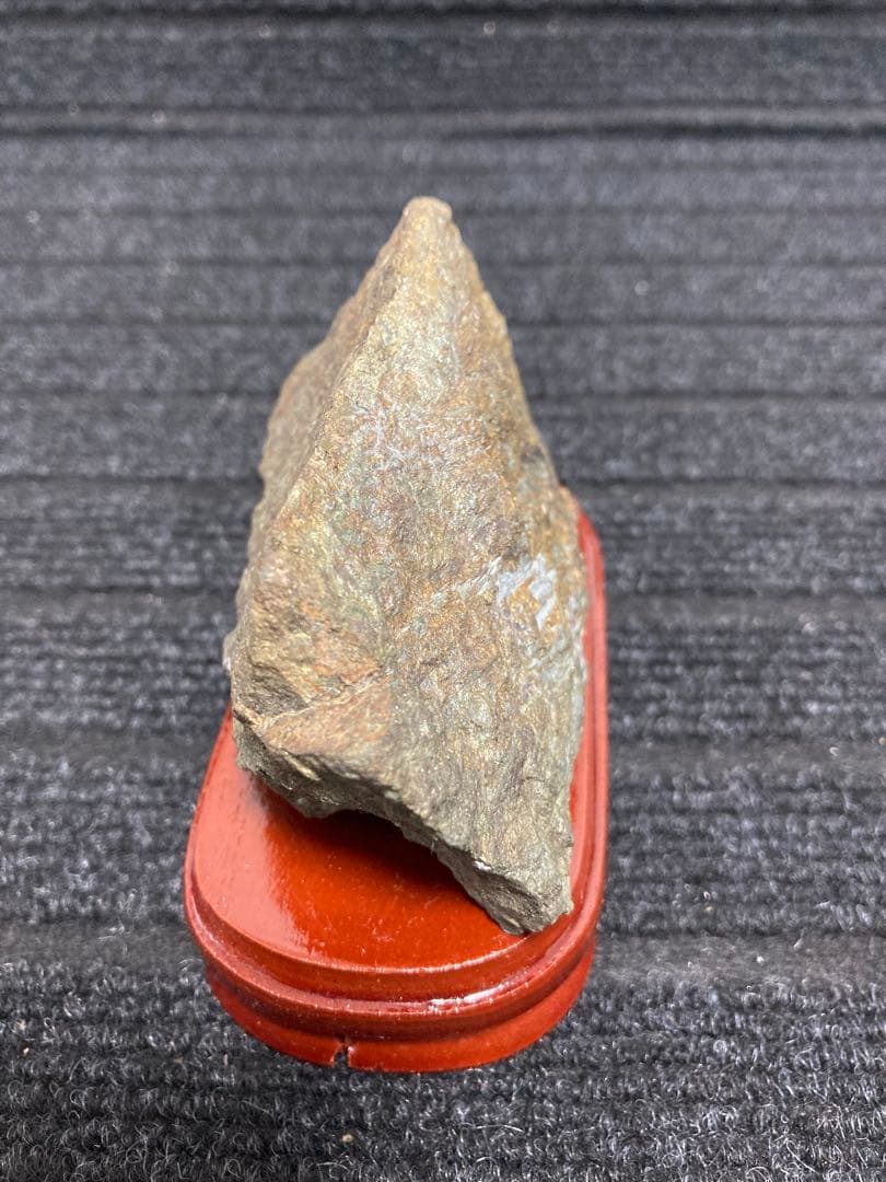 金鉱石　鉱物標本　鉱物