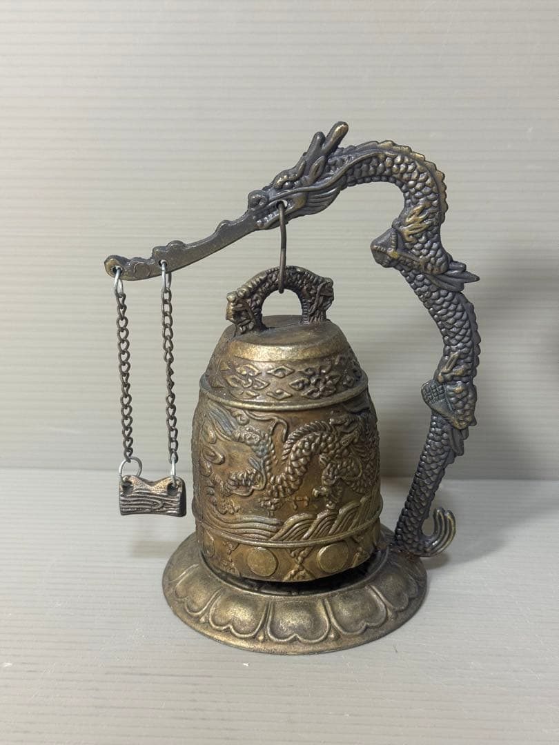 2404 中国骨董　銅器　龍鐘  吊り鐘　康熙年製銘　置物　時代物
