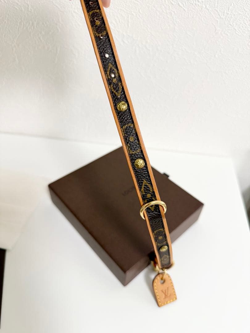 【美品】LOUIS VUITTON ルイヴィトン　首輪　モノグラム