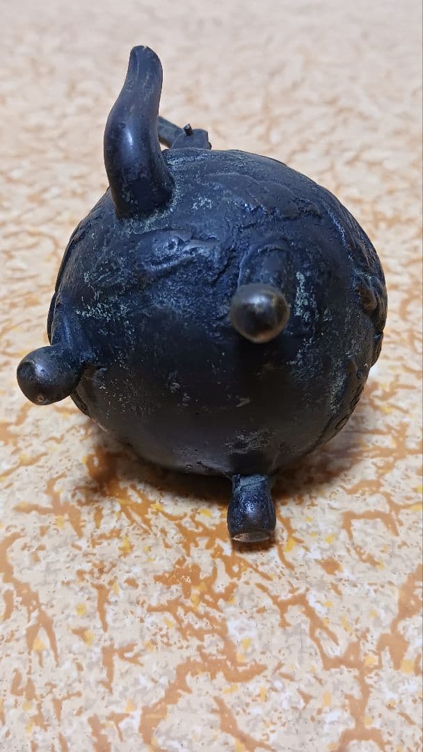 時代物　銅製　鉄瓶形　翼龍図　摘み瓢箪　三足　水滴　江戸期　鉄瓶