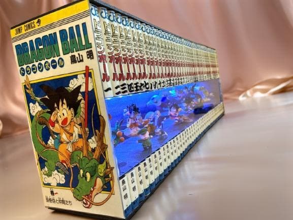 ドラゴンボール コミック 背表紙 フィギュアセット＋LEDディスプレイケース