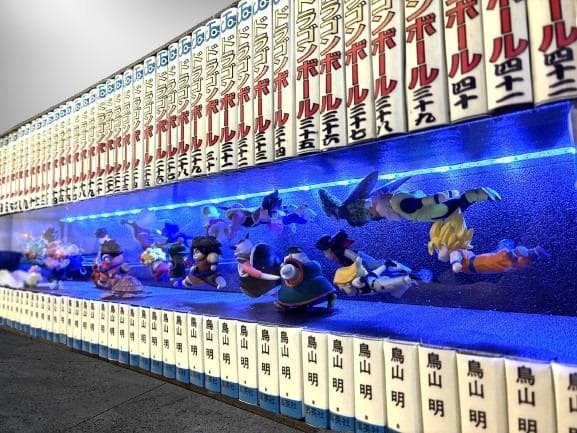 ドラゴンボール コミック 背表紙 フィギュアセット＋LEDディスプレイケース