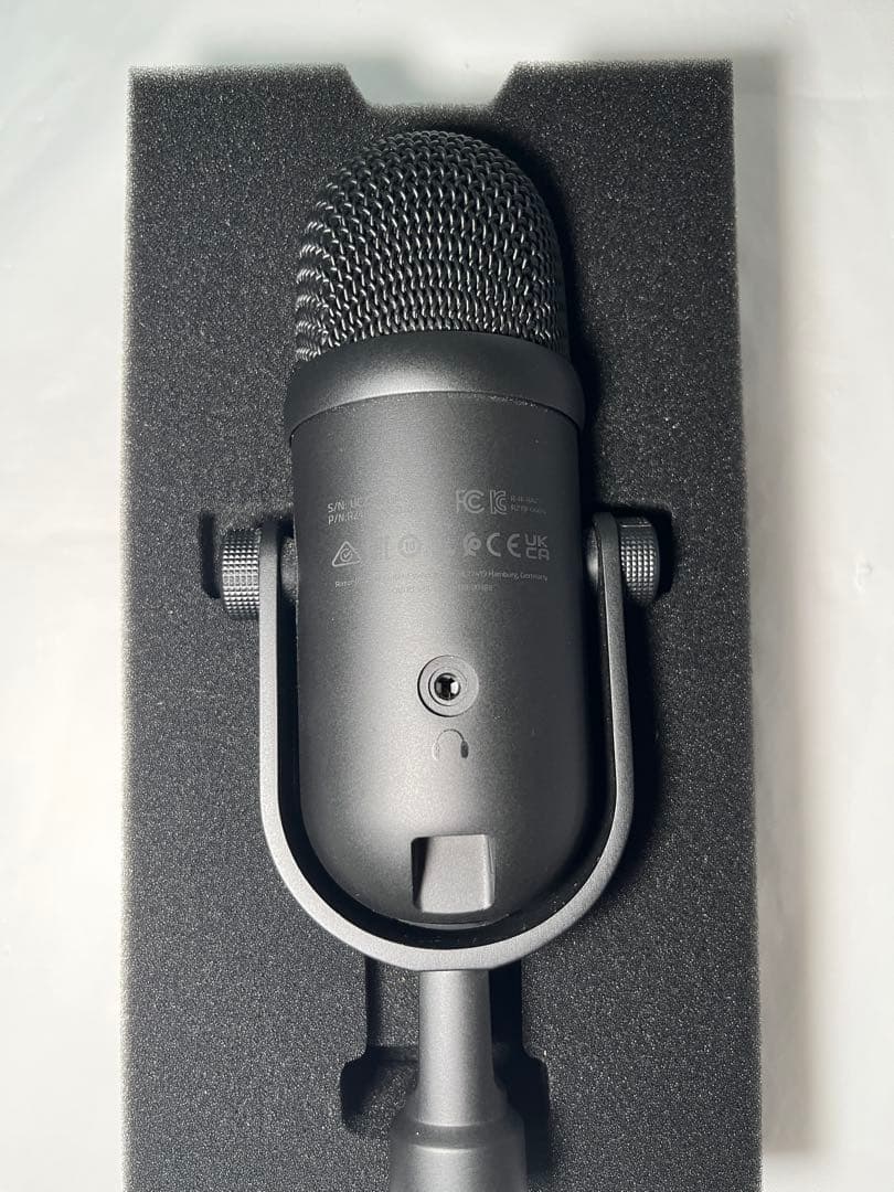 Razer Seiren V2 Pro USBダイナミックマイク