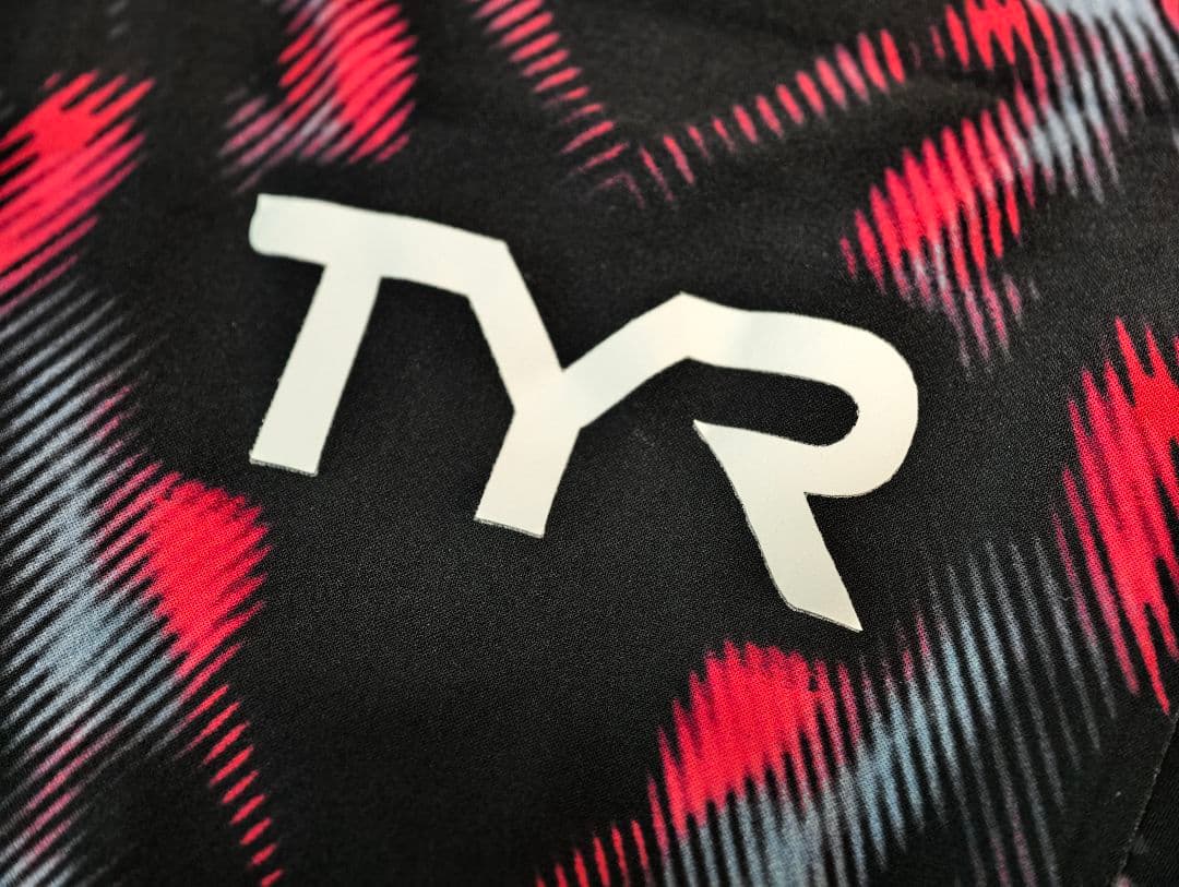 TYR VENZO 28（Lサイズ相当）競泳水着 メンズ