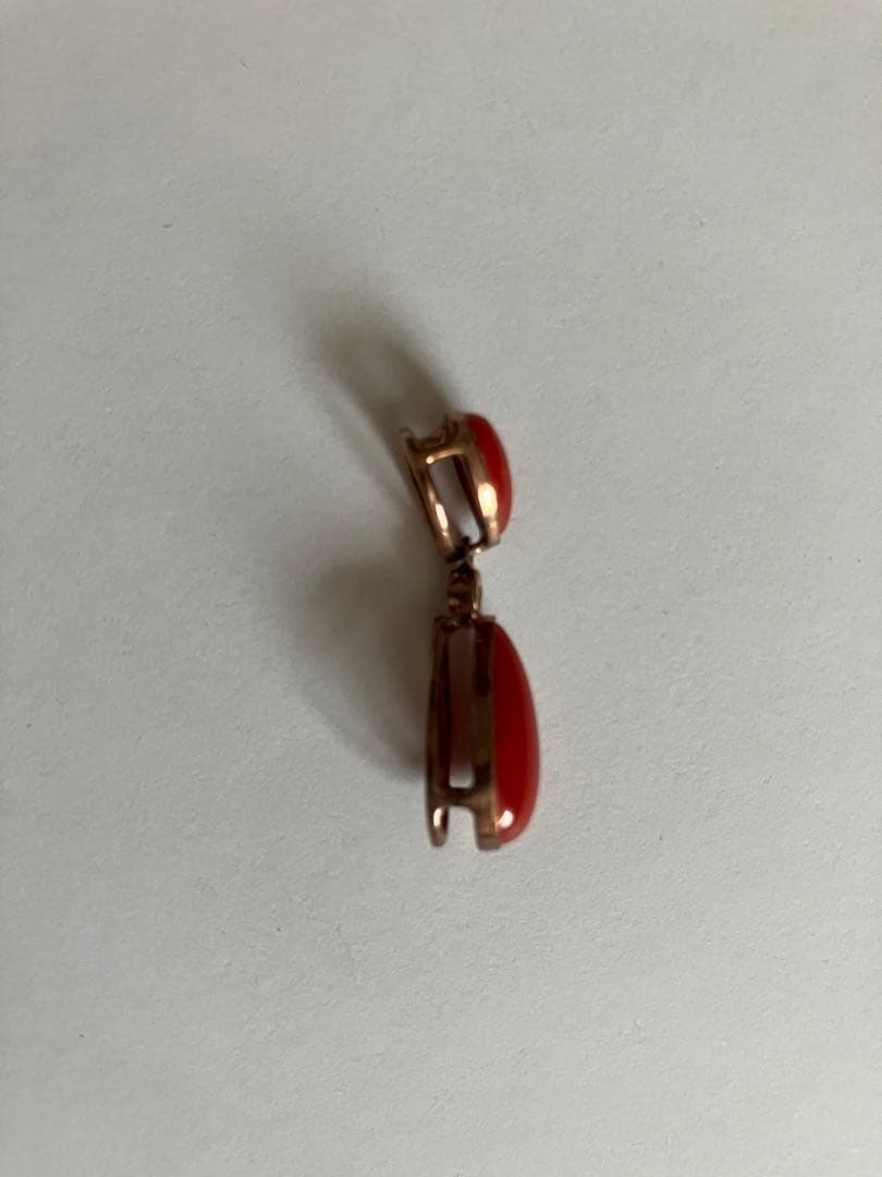 赤珊瑚　ペンダントトップ　ＰＧの台