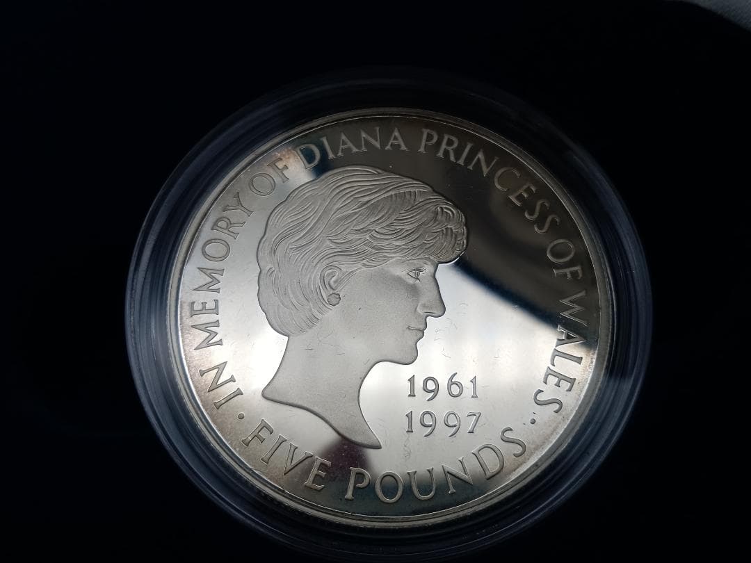 ダイアナ妃メモリアル Silver proof memorial coin