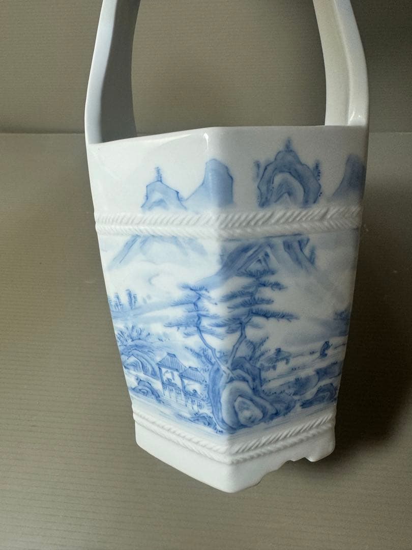 2567 平戸　弥治右衛門　染付山水　手桶　花器　未使用