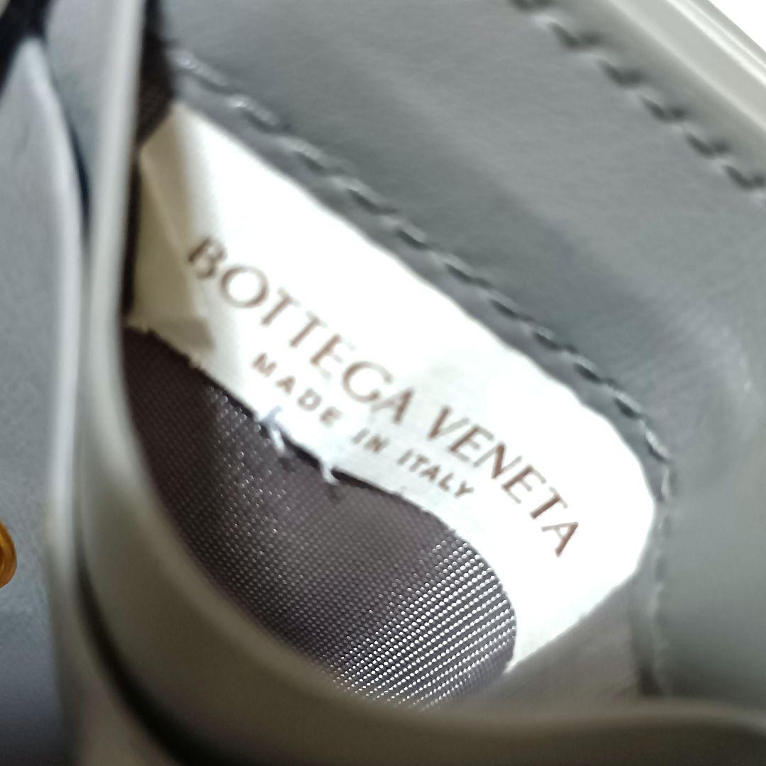 ボッテガヴェネタ　三つ折り財布　レザー　グレー　コンパクトウォレット