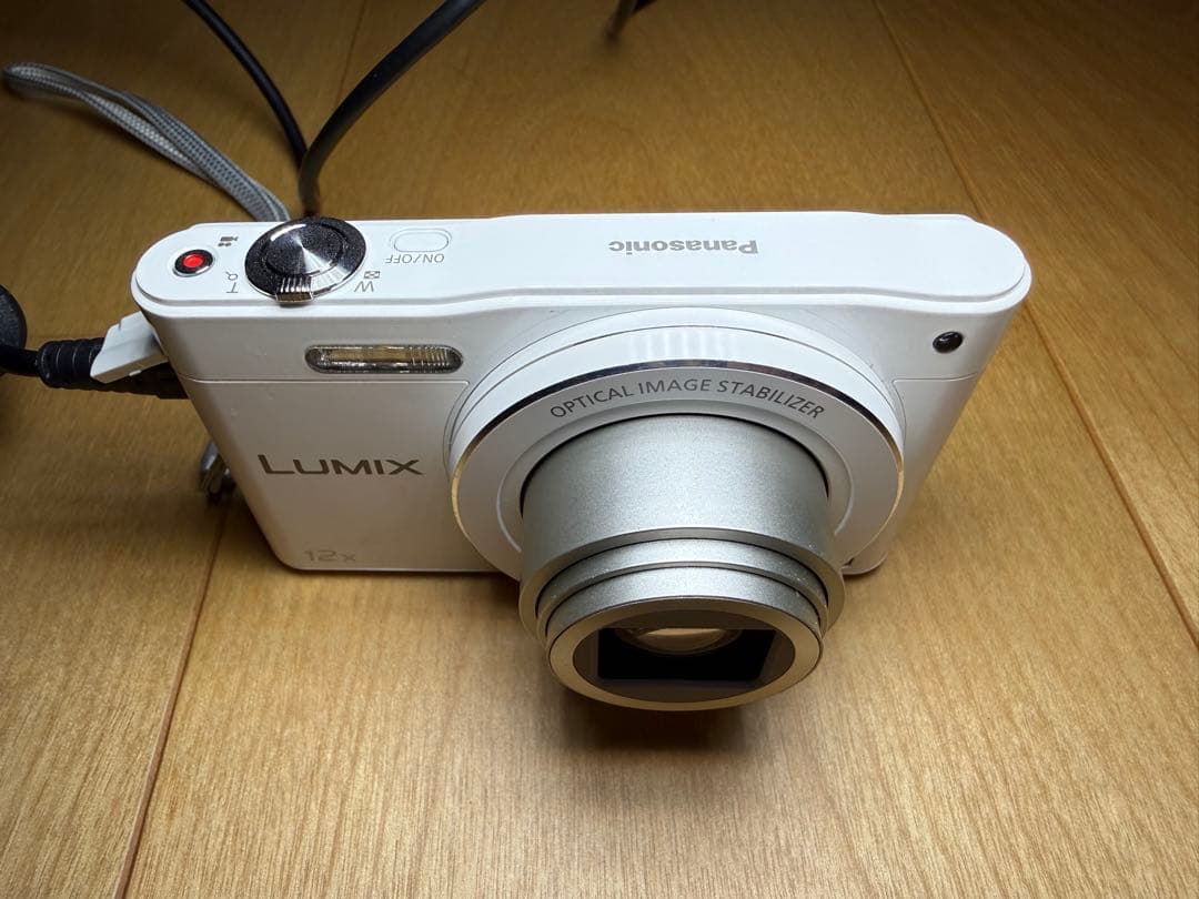 Panasonic パナソニック Lumix DMC-SZ8 ホワイト 美品！