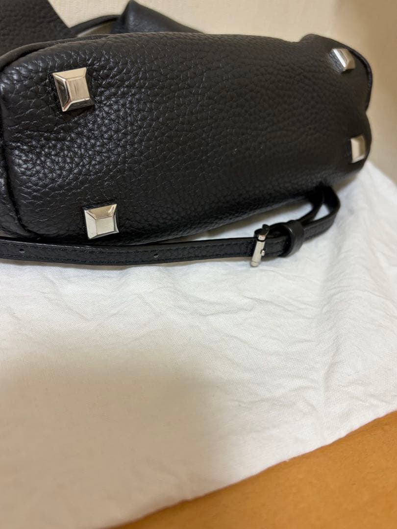 メゾンマルジェラ　MM6 ジャパニーズ クロスボディバッグ　ショルダーバッグ