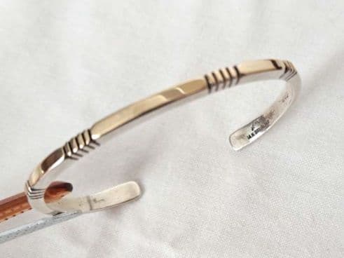 ジュリアン ネズ NAVAJO ナバホ シルバー 14K バングル ブレスレット