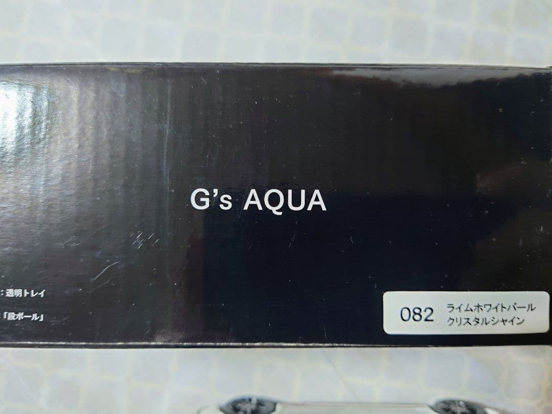 翼*様 トヨタTOYOTAG's AQUA アクアライムホワイトパールクリスタル