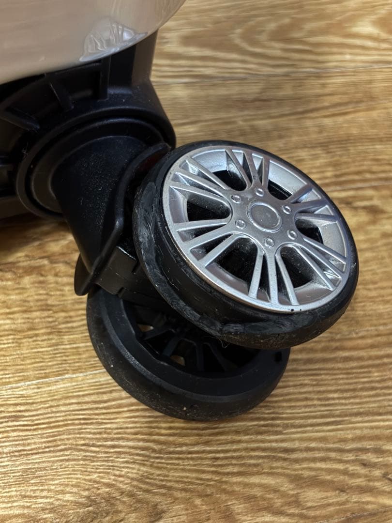 シフレ 抗菌スーツケース 97L〜102L 約4.9kg TRI2035K-67