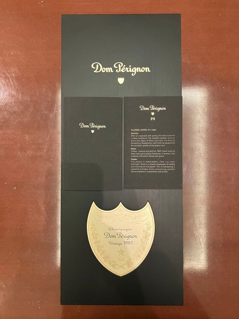 マグナムサイズドンペリニヨン　ピースリー　P3 1983年　ゴールド 木箱ケース