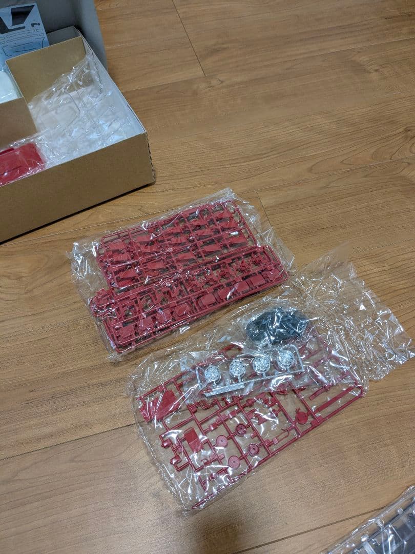 SUPER ORIENT サロンバス 1/32 スケール