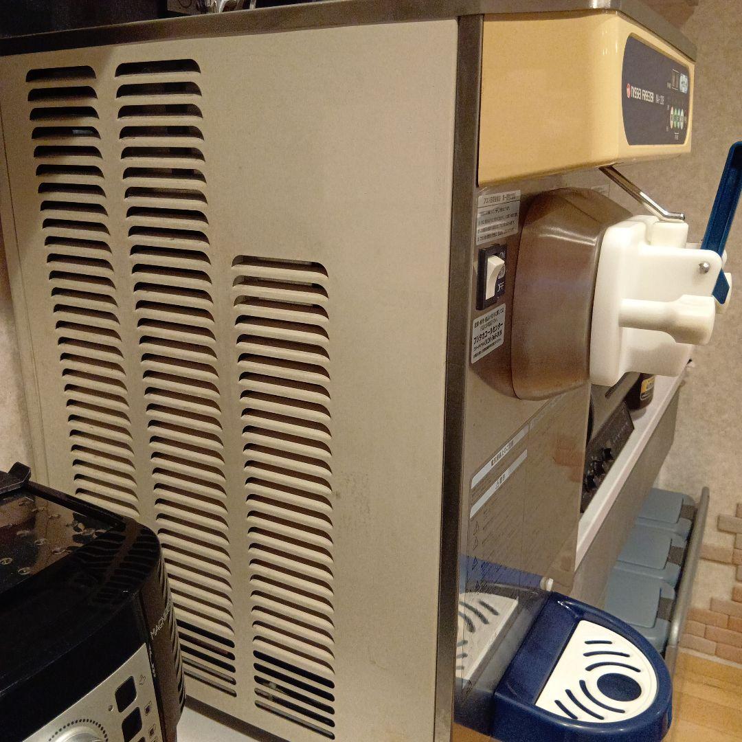 NISSEI FREEZER NA-1208 ソフトクリームメーカー