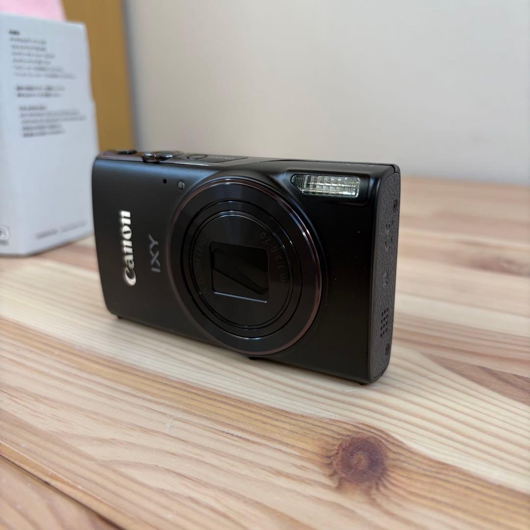 極美品　Canon キャノン　コンパクトデジタルカメラ　IXY 650 ブラック