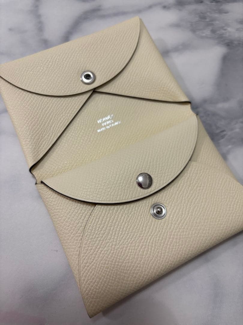 エルメス カルヴィデュオ ケース