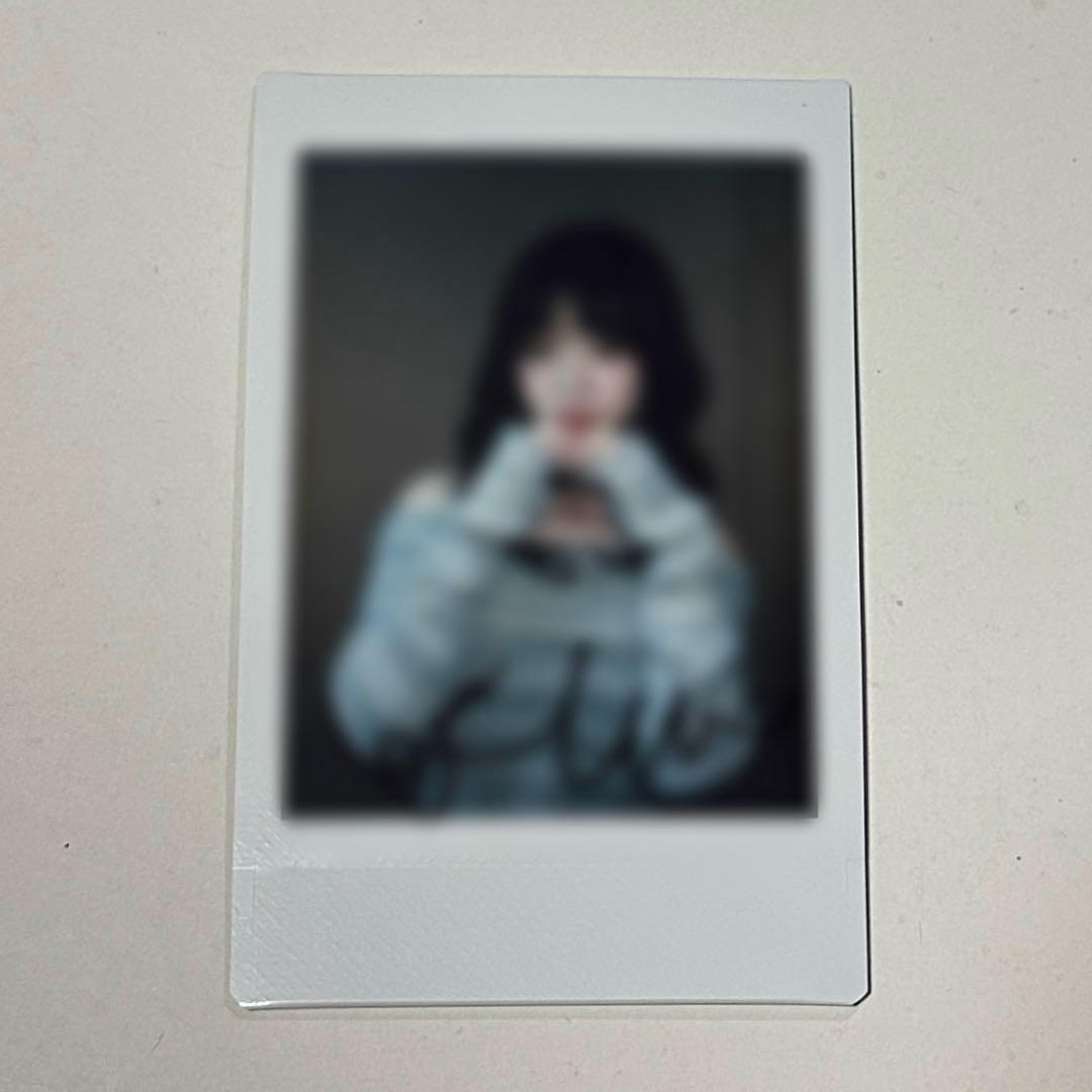 Billlie NYMUSIC ハルナ サイン ポラロイド