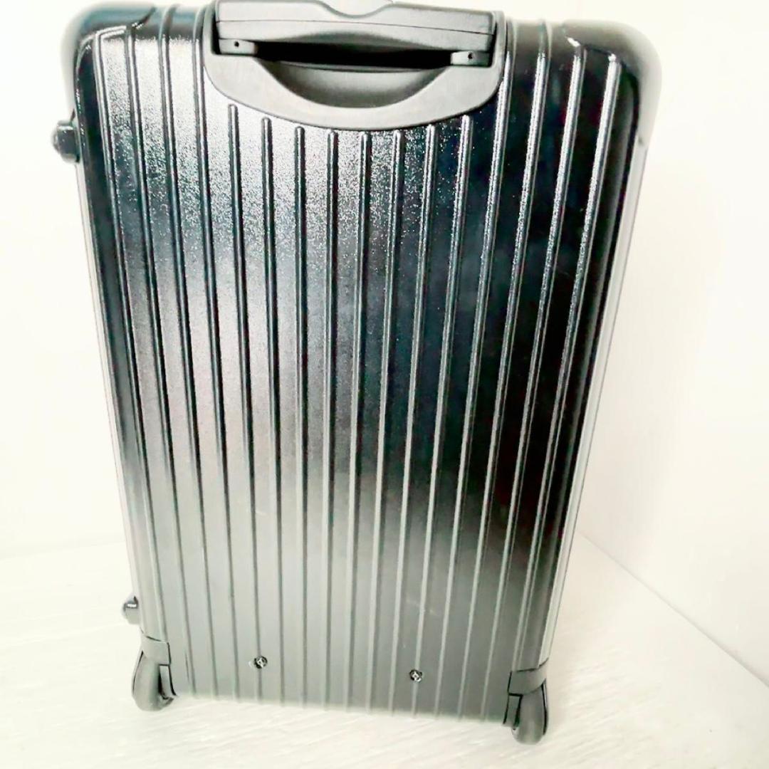 リモワ サルサ 63L 2輪 マットブラック スーツケース　851.63