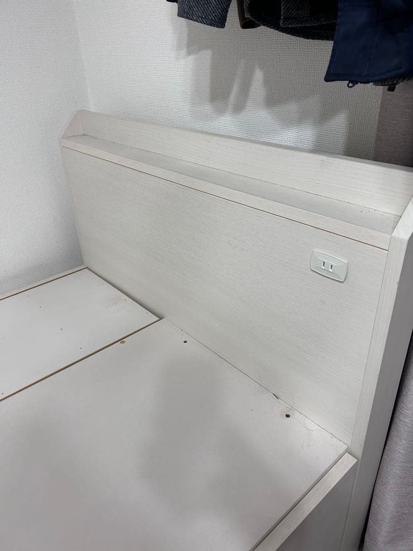 シングル ベッドフレーム ニトリ ジオチェスト ホワイト 白 引き出し収納付き