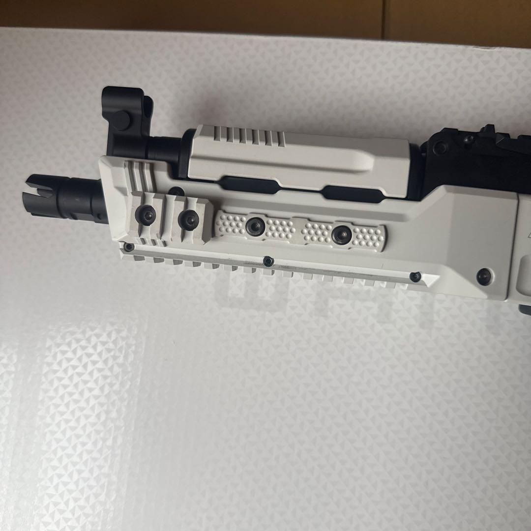 東京マルイ　ホワイトストームAK 次世代電動ガン