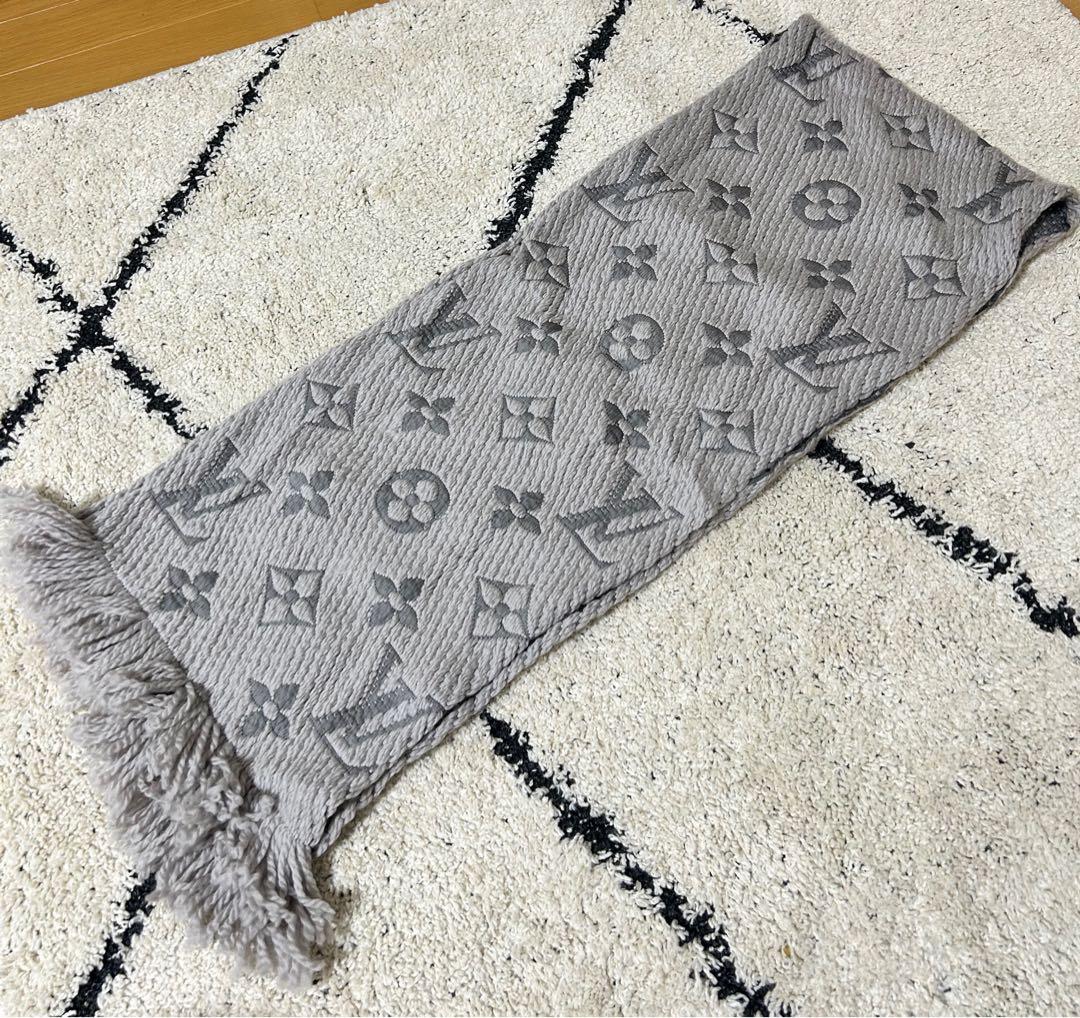 ルイヴィトン マフラー グレー